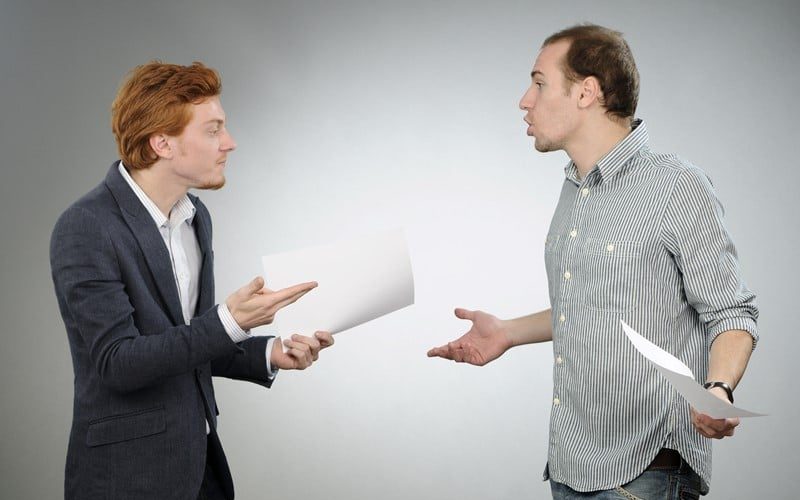 Bestuurder zorgwoning tijdelijk geschorst